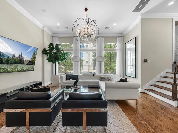 5005 Lillian St, Houston, TX 77007