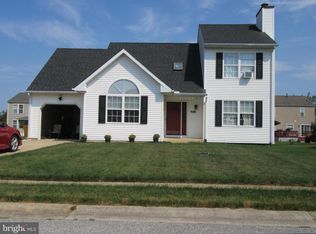 706 Staghorn Dr, New Castle, DE 19720
