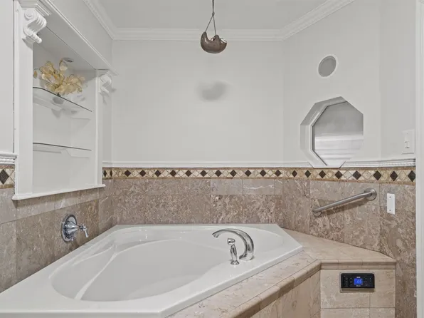 44 Decatur Street image 10 of 21