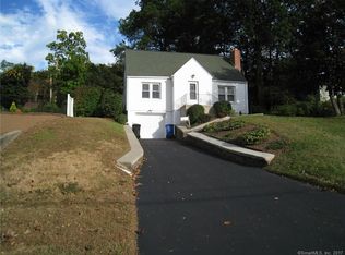 152 Dryden Dr, Meriden, CT 06450