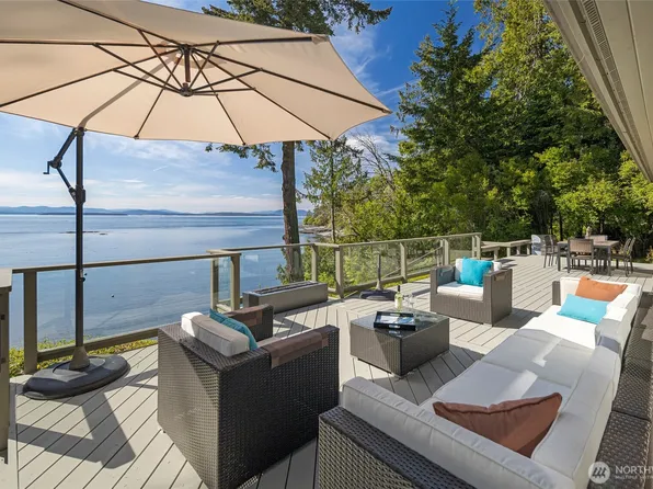 53 Smugglers Cove Road, Friday Harbor, WA 98250
