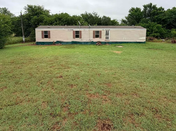 2735 Cs 2798, Chickasha, OK 73018
