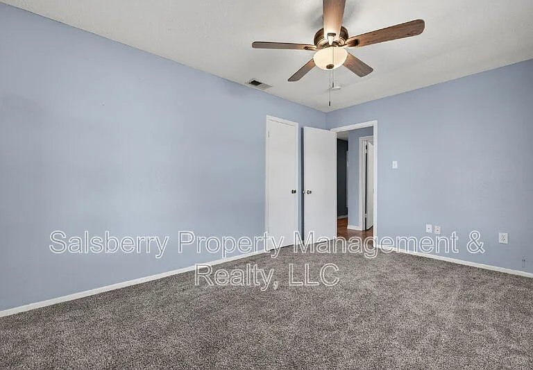 1113 Gifford Dr — Photo 26