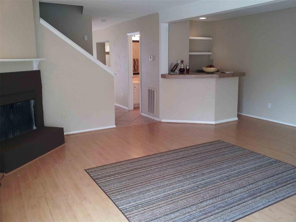 1st image of 7843 Green Lawn Dr #7843