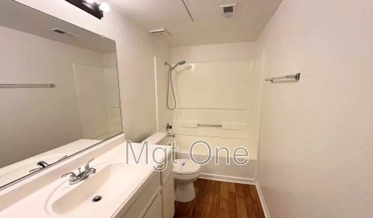 10655 Lemon Ave — Photo 11