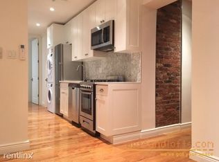 216 S 3rd St, Brooklyn, NY 11211