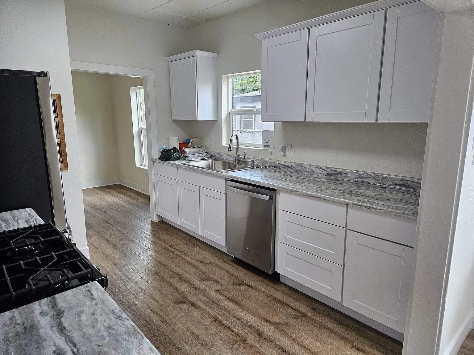 2 bed, 939 sqft, $1,550 — Photo 4