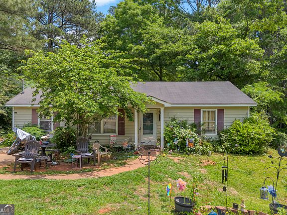 3rd image of 408 Reed Way