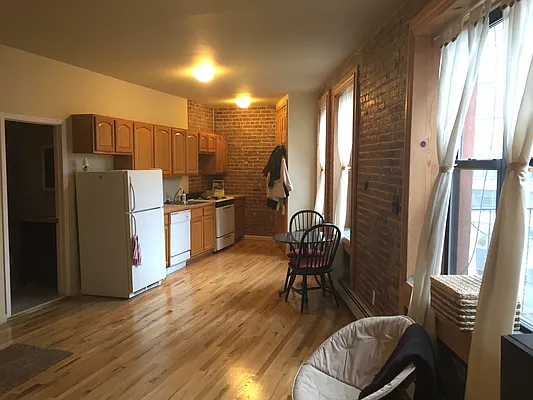 Rented by Triplemint | media 9