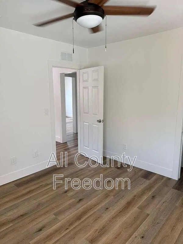 2 bed, 1.0 bath, $3,000 — Photo 4