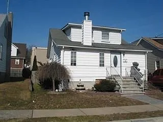 73 Elizabeth Pl photo 1