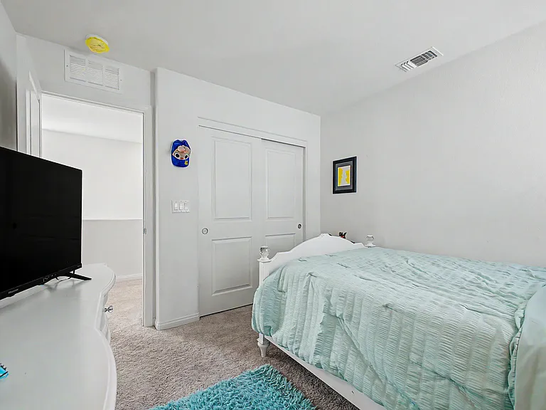 9963 Ravenswood Peak Ave — Photo 23