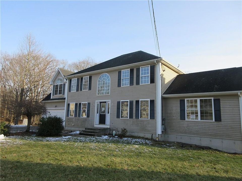 1st image of 11 Cathedral Ct
