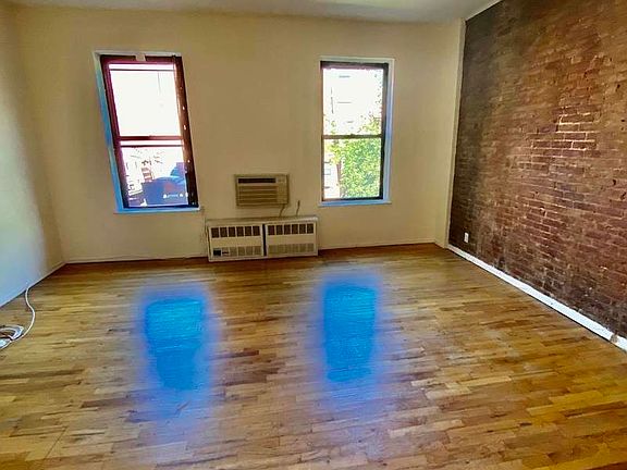 5th image of 65 W 69th St APT 4B