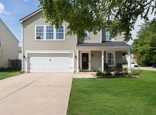 10122 Orange Blossom Trl, Fishers, IN