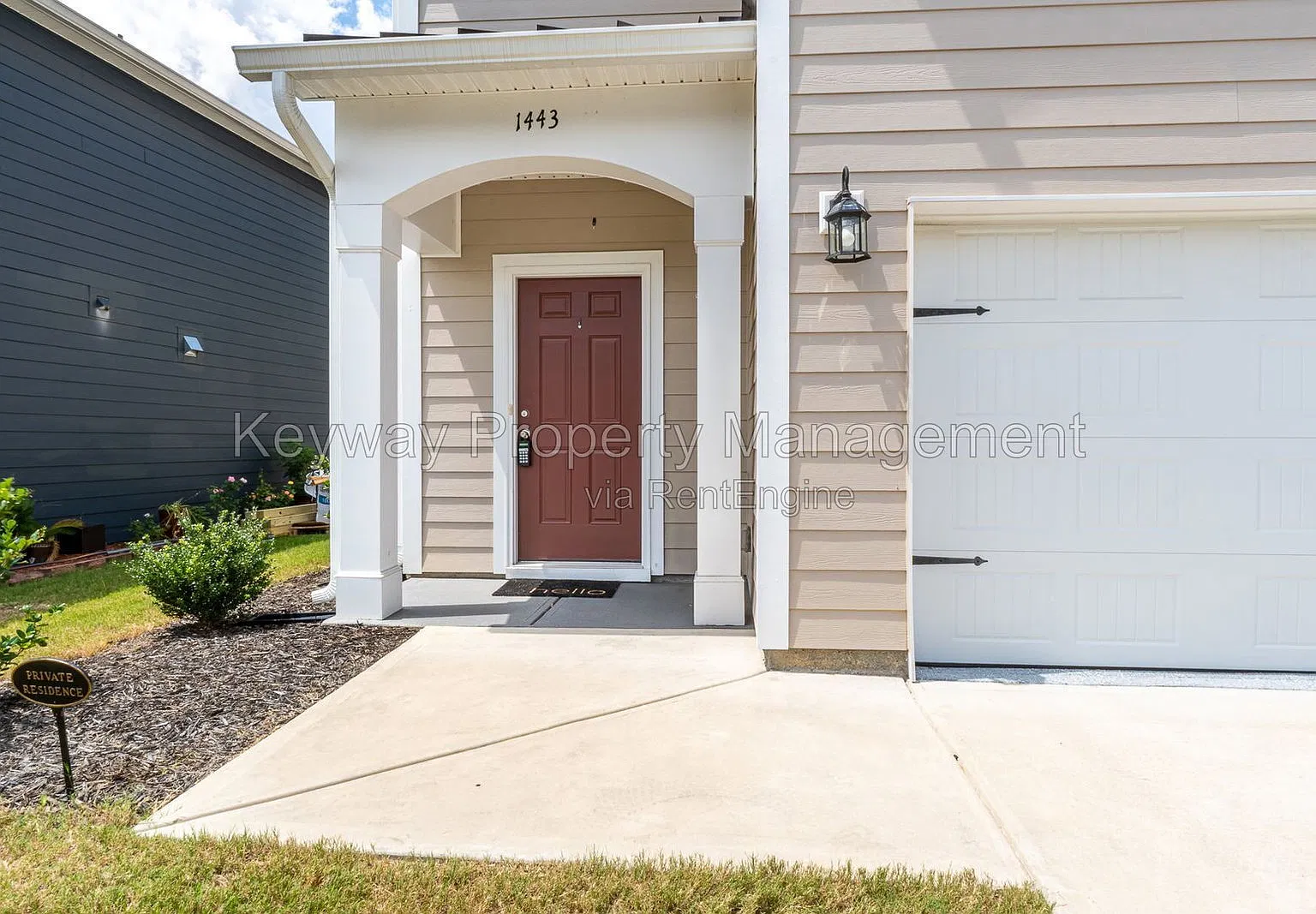 3 bed, 2.5 bath, 2013 sqft, $1,950 — Photo 2