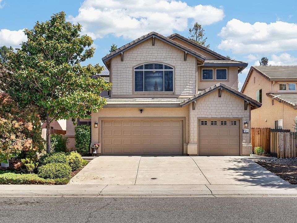 1st image of 2871 Gray Fox Way