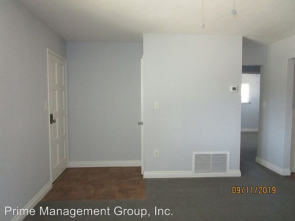5th image of 15911 Meadowside St