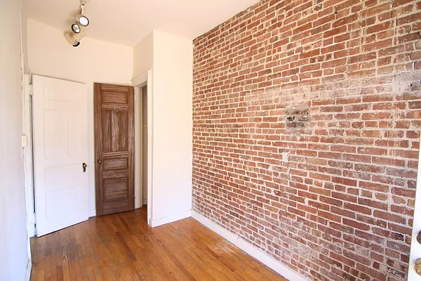 Rented by Guidance Realty Corp. | media 26