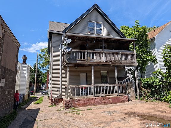 2nd image of 242 Davenport Avenue