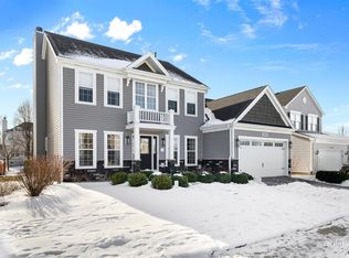 39W271 E Mallory Dr, Geneva, IL 60134