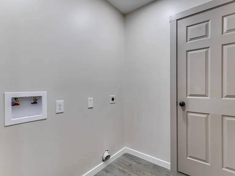437 N Grove St #439 — Photo 18