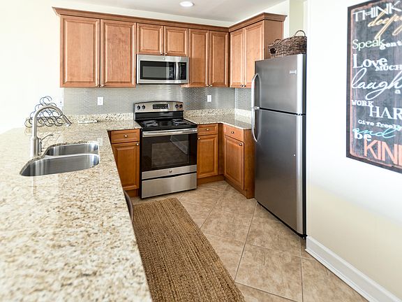 5th image of 4100 Marriott Dr Unit 504