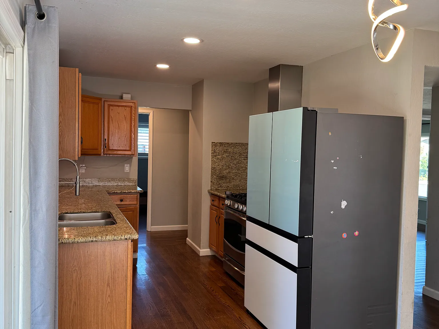 6807 Singletree Ct — Photo 4