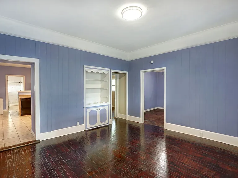 730 E Anderson St — Photo 2