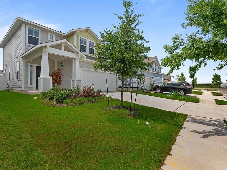 242 Barley Ln — Photo 3