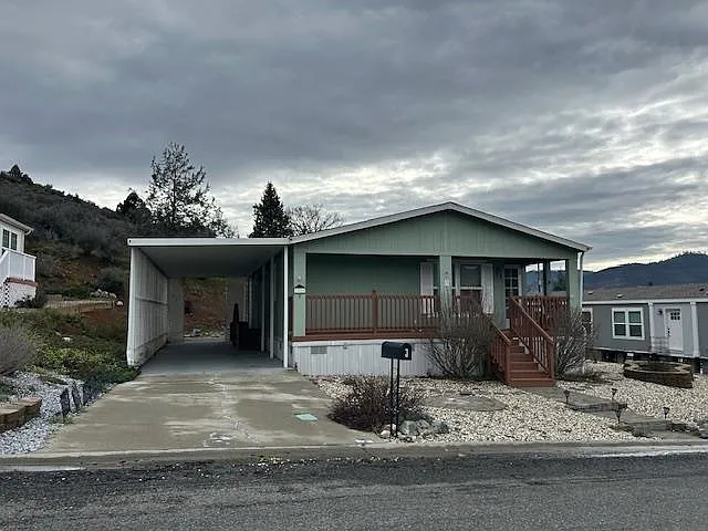 1010 Deer Creek Way Space 3 photo 1