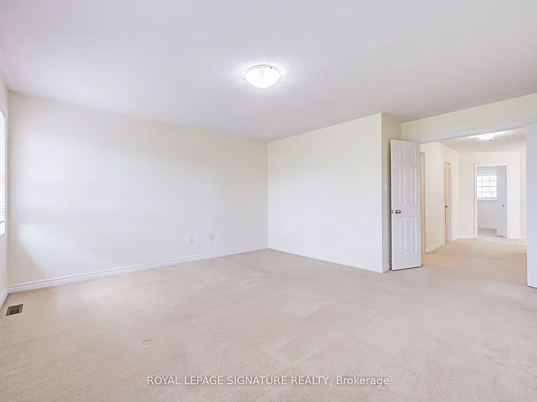 44 Selby Dr — Photo 36