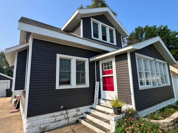 54 76th St SW, Grand Rapids, MI 49548