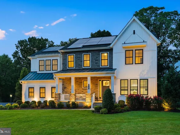 4384 Despain Pl, Haymarket, VA 20169