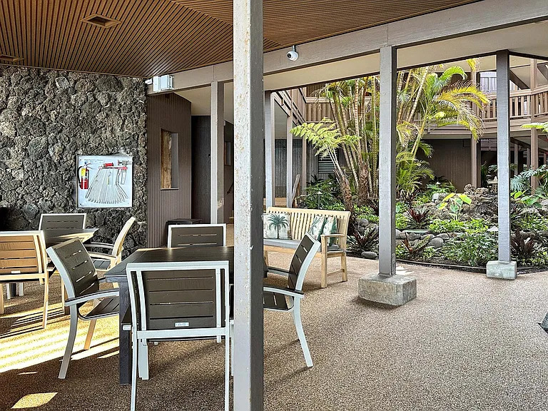 S Kihei Rd — Photo 38