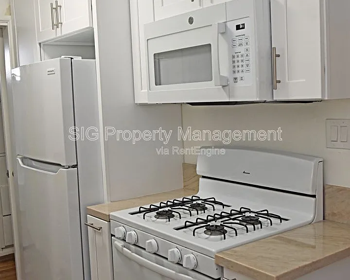 5637 Strohm Ave #1 — Photo 5