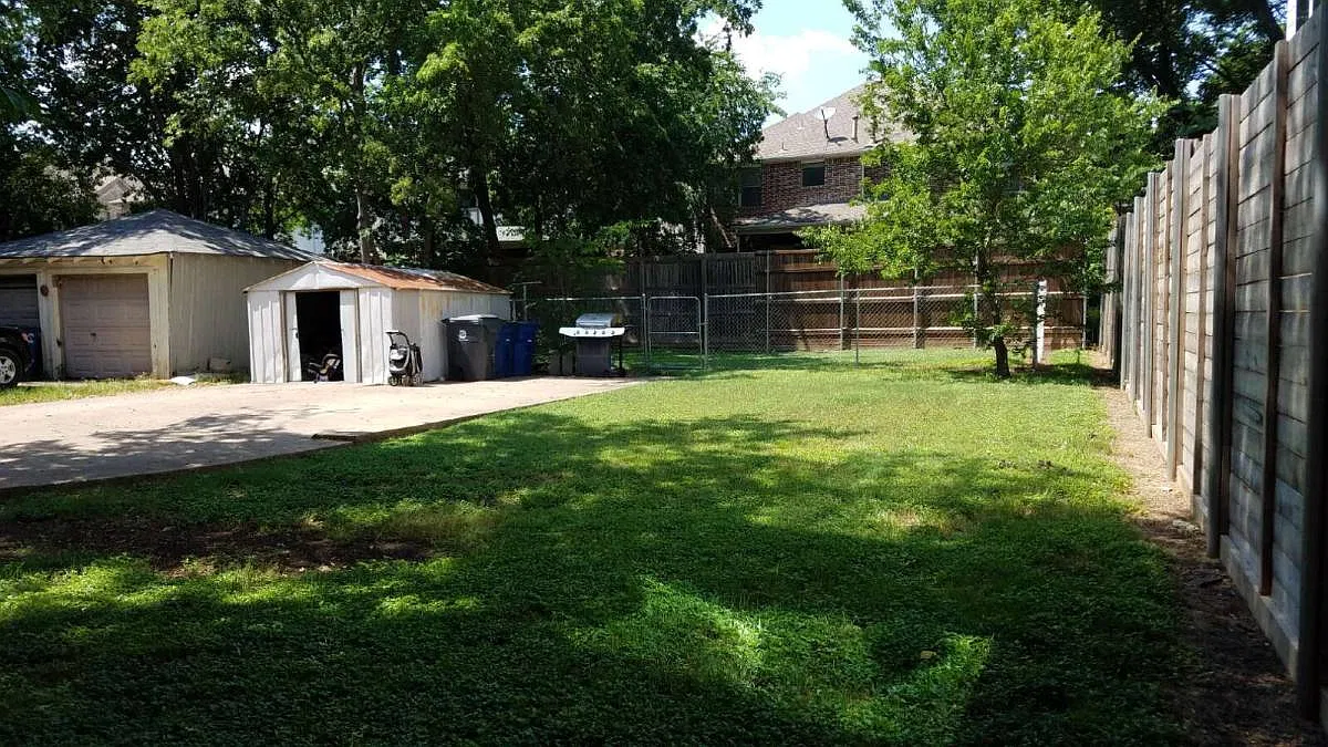 5937 Ross Ave — Photo 4