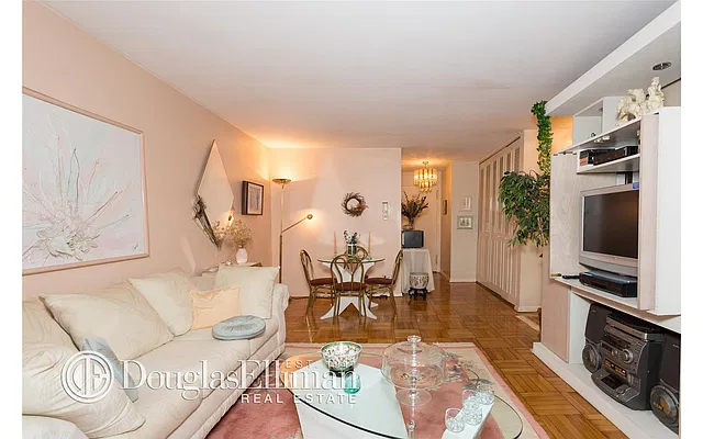 Sold by Douglas Elliman | media 7