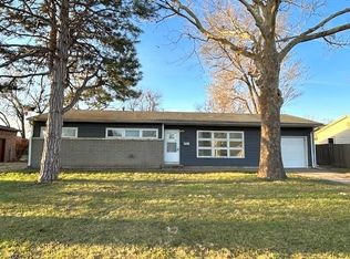 924 E Kirwin Ave, Salina, KS 67401