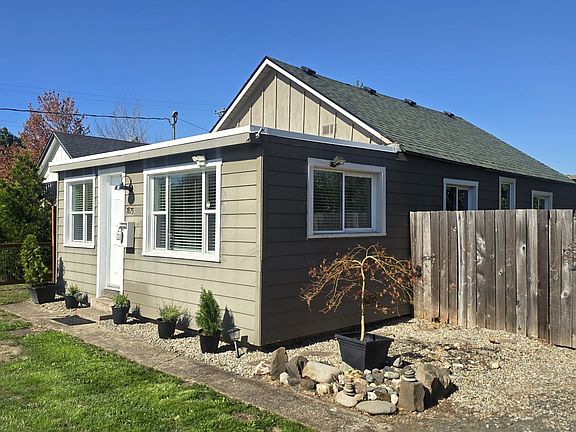 3rd image of 1875 W 18th Ave