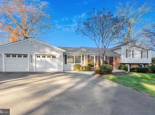 7005 Needwood Rd, Rockville, MD 20855