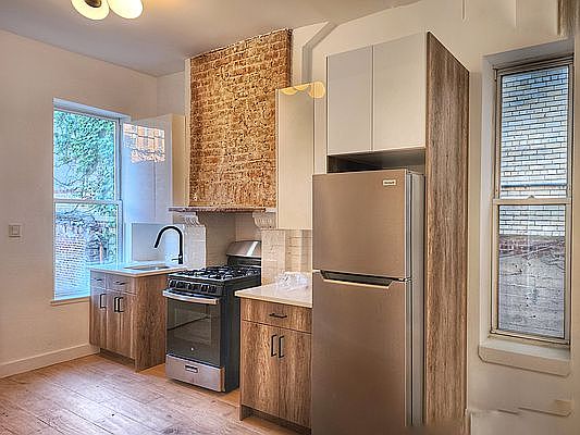 1st image of 323 Hart St #2B
