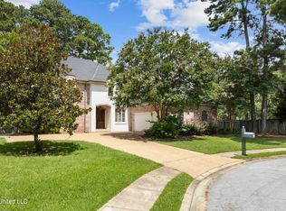 509 Eastlake Forest Dr, Brandon, MS 39047