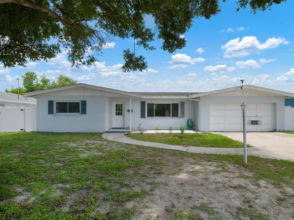 2604 27th Avenue Dr W, Bradenton, FL 34205