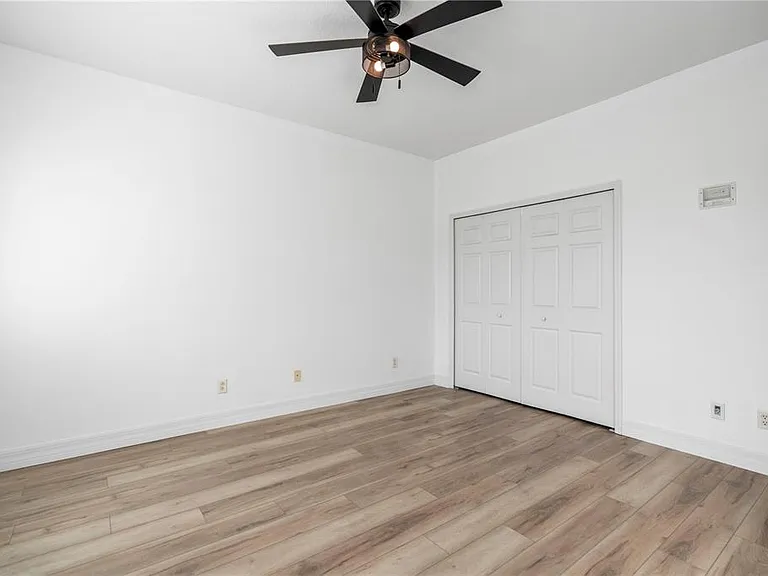 10888 Cory Lake Dr — Photo 40