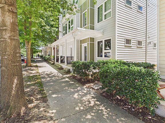 4th image of 1212 Porter St #A