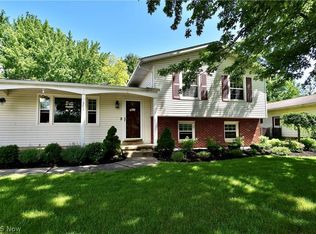 373 Wyoga Lake Blvd, Stow, OH