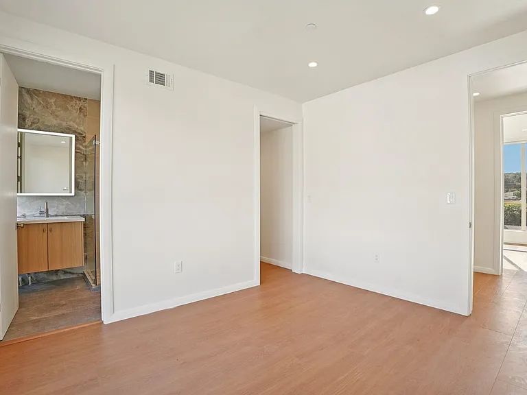 6162 Oak Crest Way #6162 — Photo 30