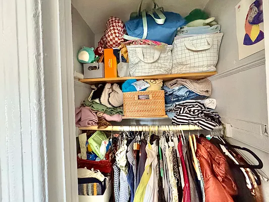 Rented by Outlive | media 10