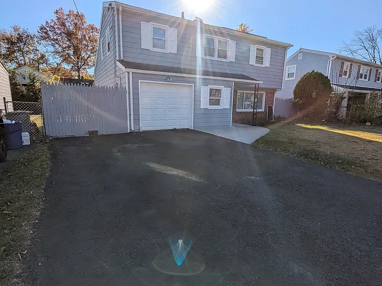 686 W Milton Ave — Photo 1